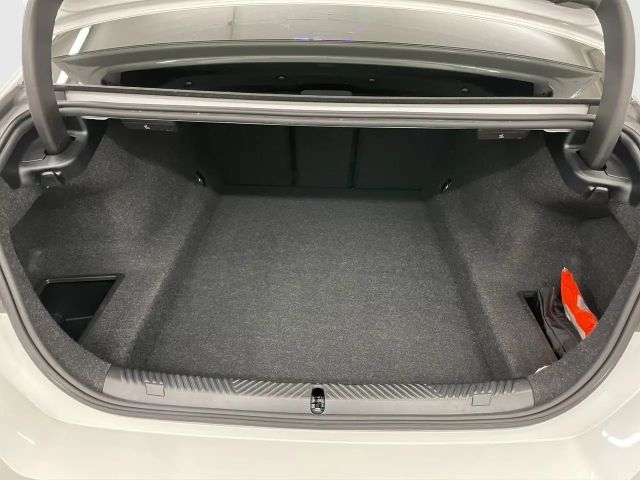 BMW 520 520d M-Sport Sedan