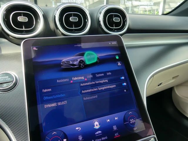 Mercedes-Benz C 180 AVANTGARDE Sedan