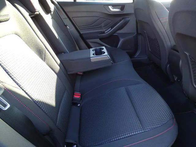 Ford Focus ST Line Wagon