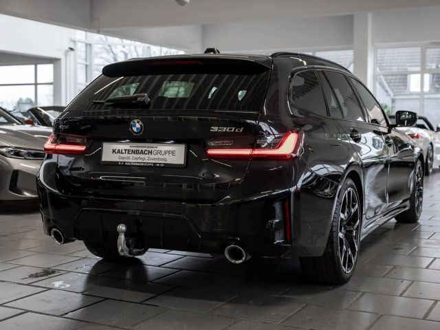 BMW 330 330d M-Sport Touring xDrive