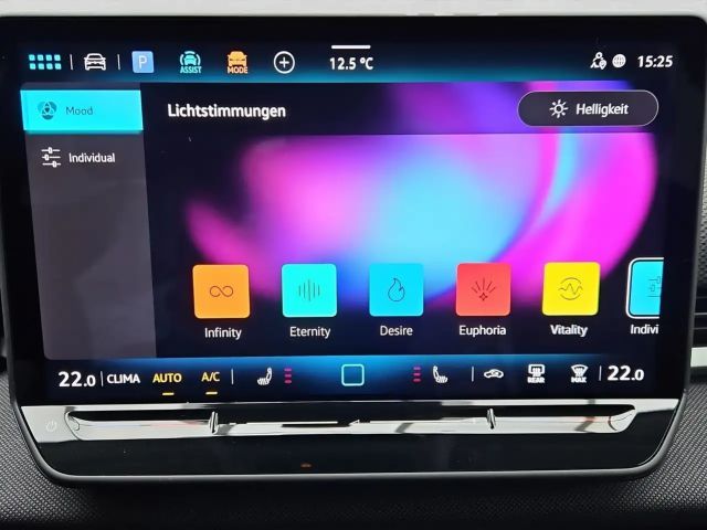 Volkswagen T-Roc 1.5 eTSI DSG Life