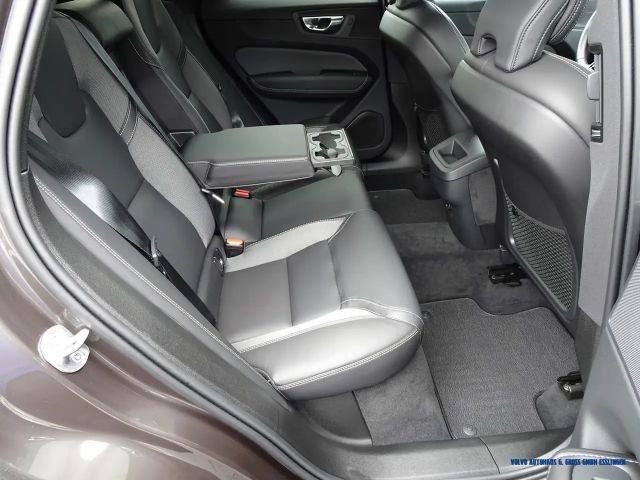 Volvo XC60 AWD Geartronic R-Design