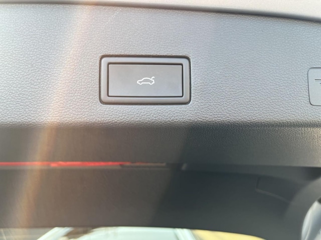 Volkswagen Golf DSG Golf VIII IQ.Drive Variant