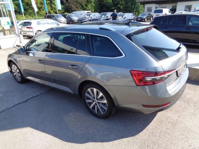 Skoda Superb Combi