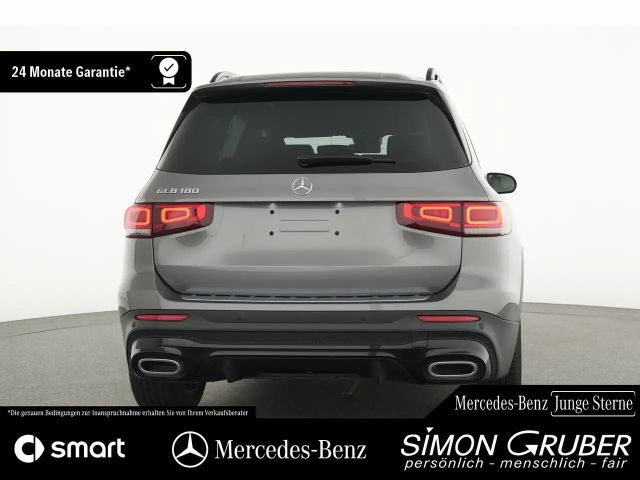 Mercedes-Benz GLB 180 AMG Line