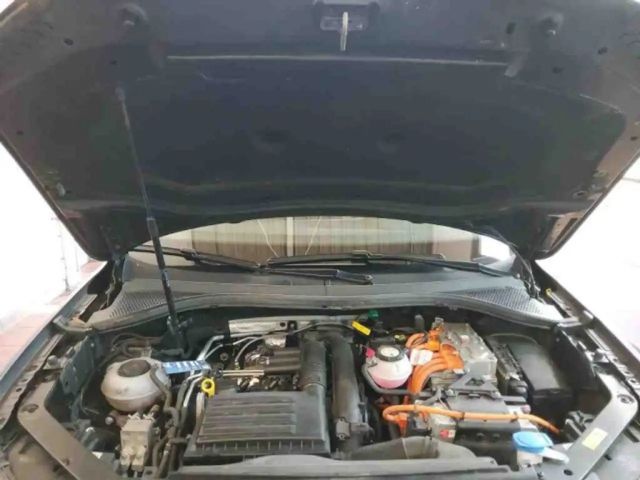 Volkswagen Tiguan DSG Life eHybrid