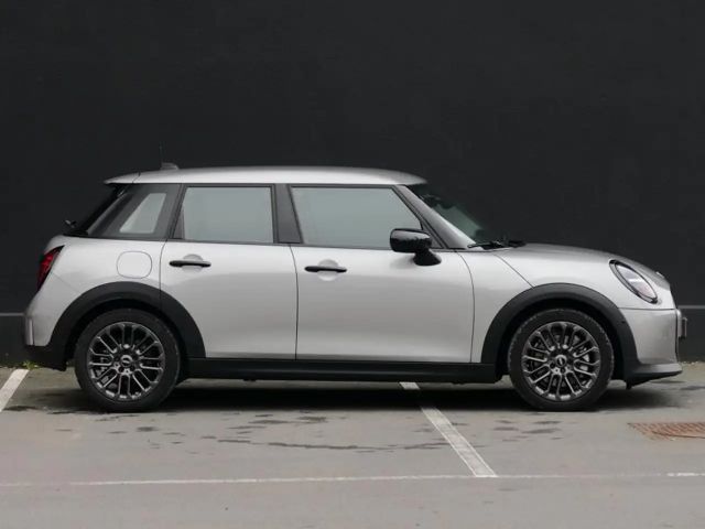 MINI Cooper Essential