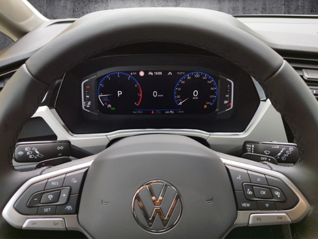 Volkswagen Touran 1.5 TSI DSG IQ.Drive Move