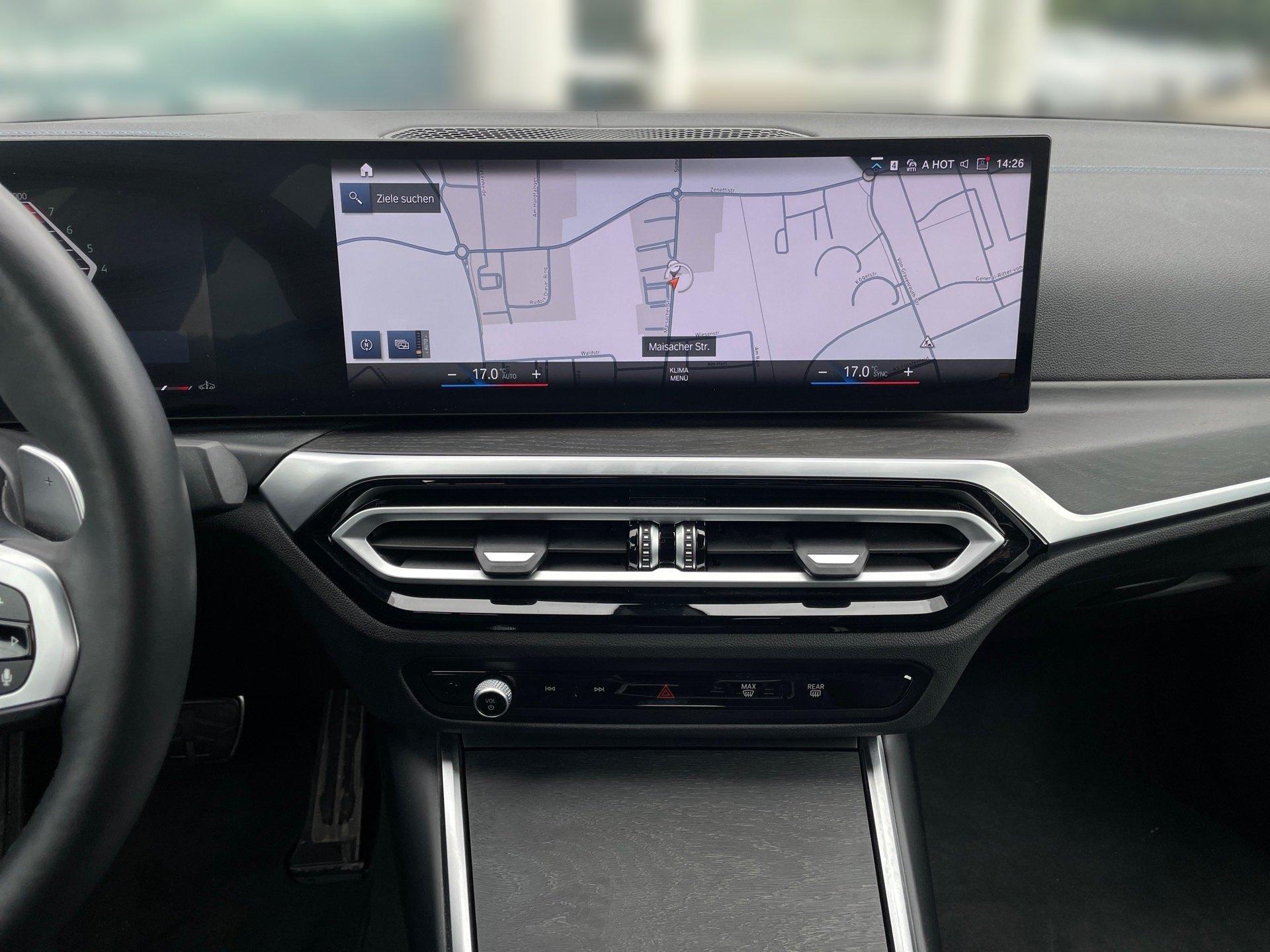 BMW 330 330i Sedan xDrive