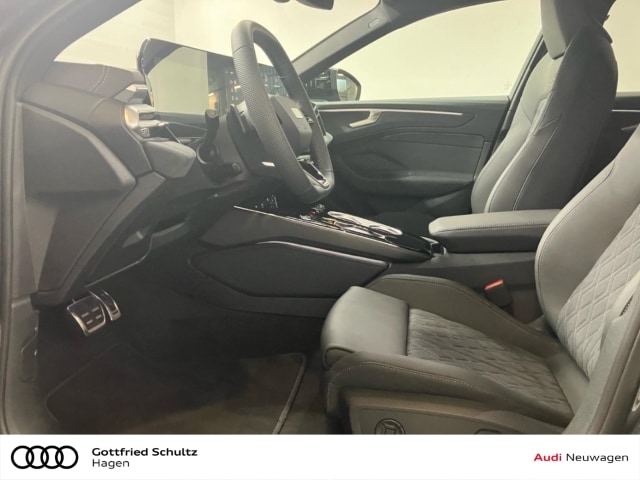 Audi A6 Avant Quattro S-Tronic