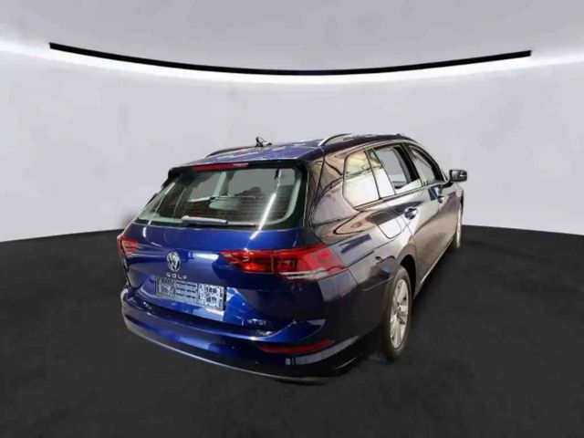 Volkswagen Golf 1.5 TSI DSG Life Variant