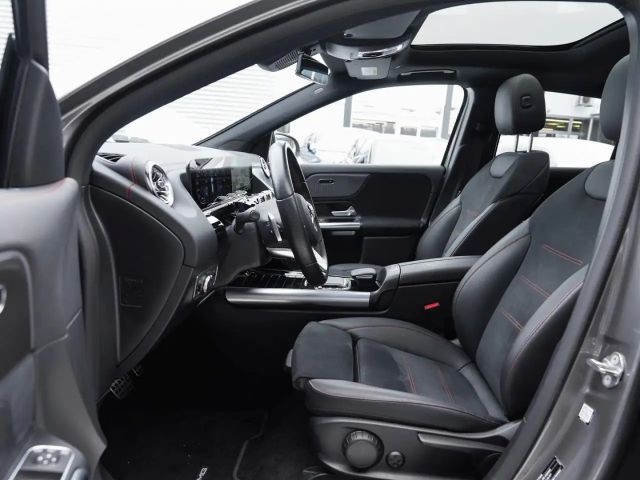 Mercedes-Benz EQA 350 4MATIC AMG Line