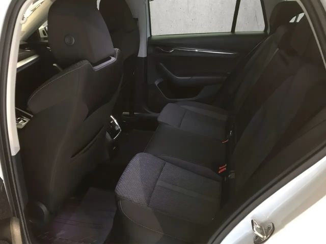 Skoda Octavia 2.0 TDI Combi Style Style