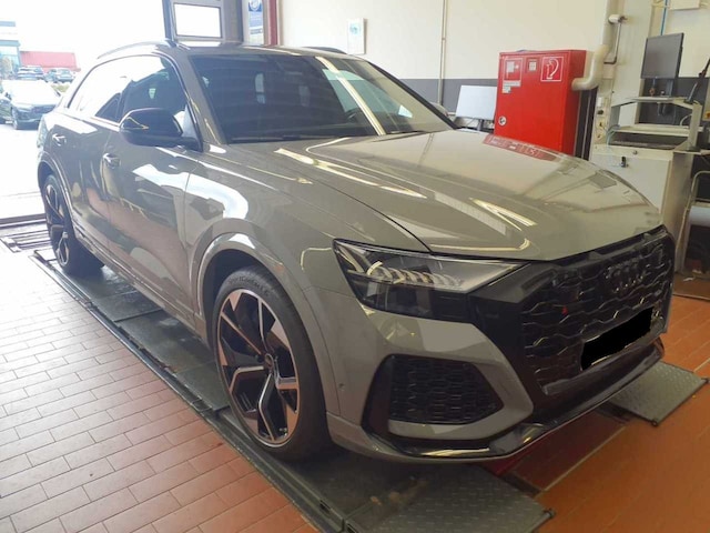 Audi RS Q8 Quattro