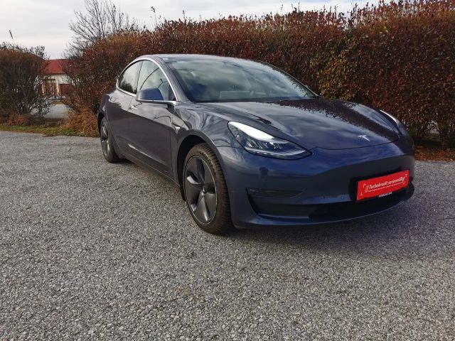 Tesla Model 3 RWD Standard Range