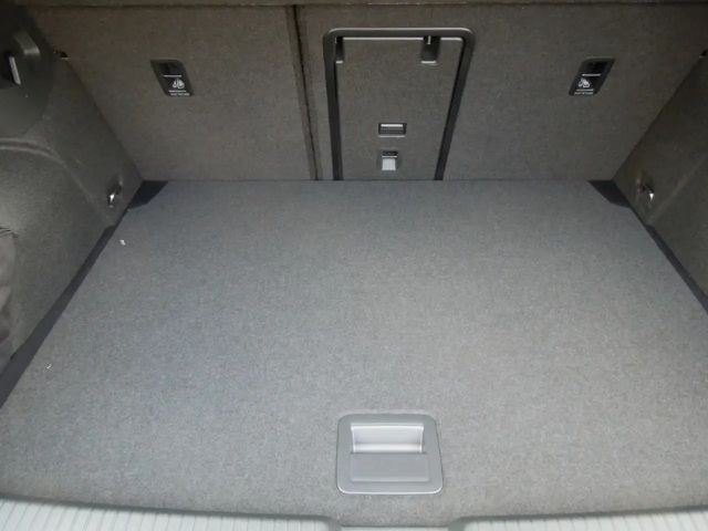 Volkswagen Golf 1.5 eTSI DSG Life