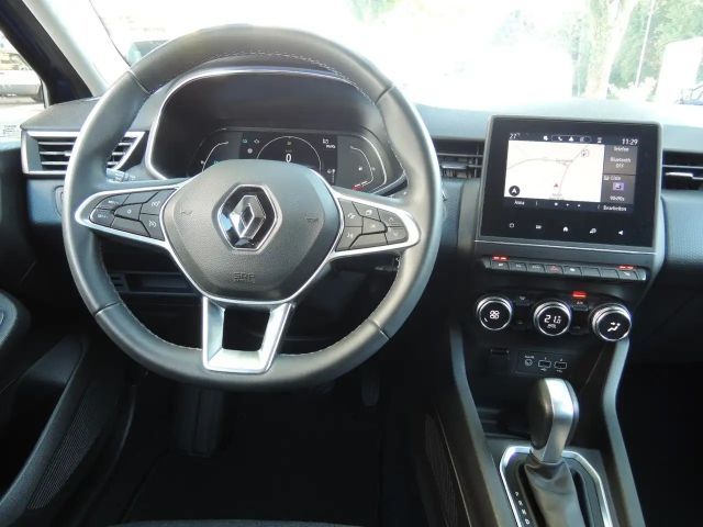 Renault Clio E-Tech Experience Hybrid
