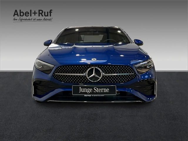 Mercedes-Benz A 250 4MATIC AMG Line