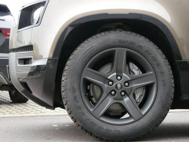Land Rover Defender 110 Dynamic