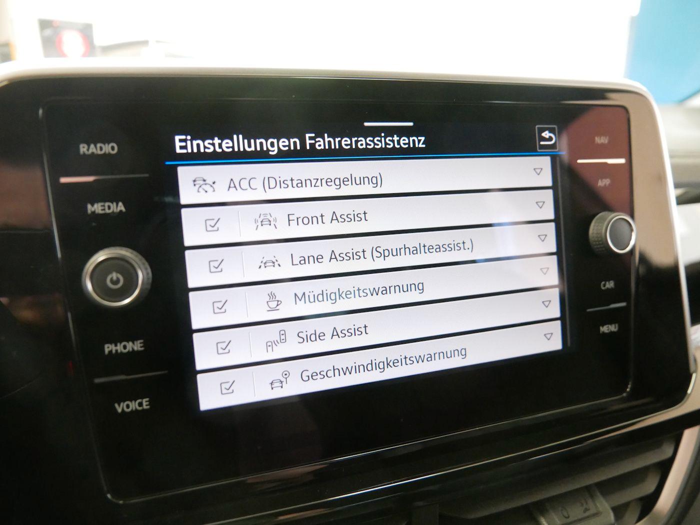 Volkswagen T-Roc 1.5 TSI DSG R-Line