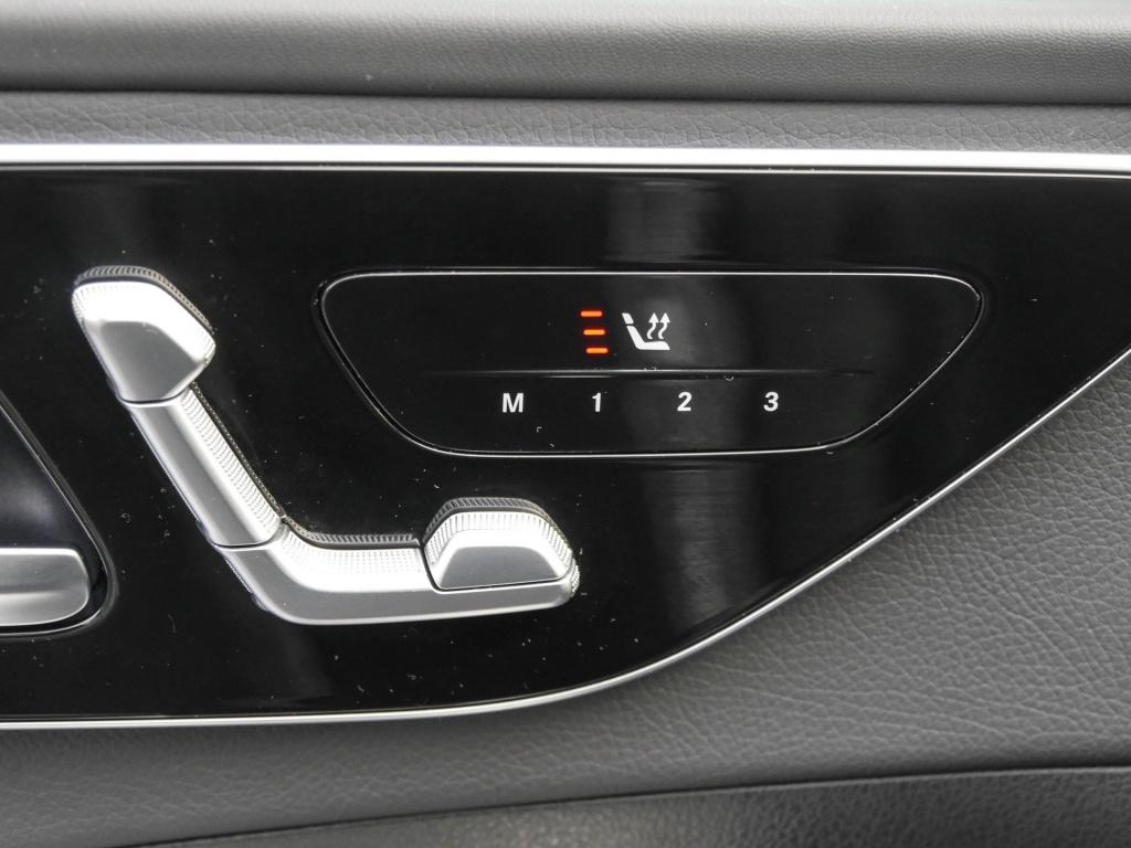 Mercedes-Benz C 200 AMG Line C 200 d Sedan