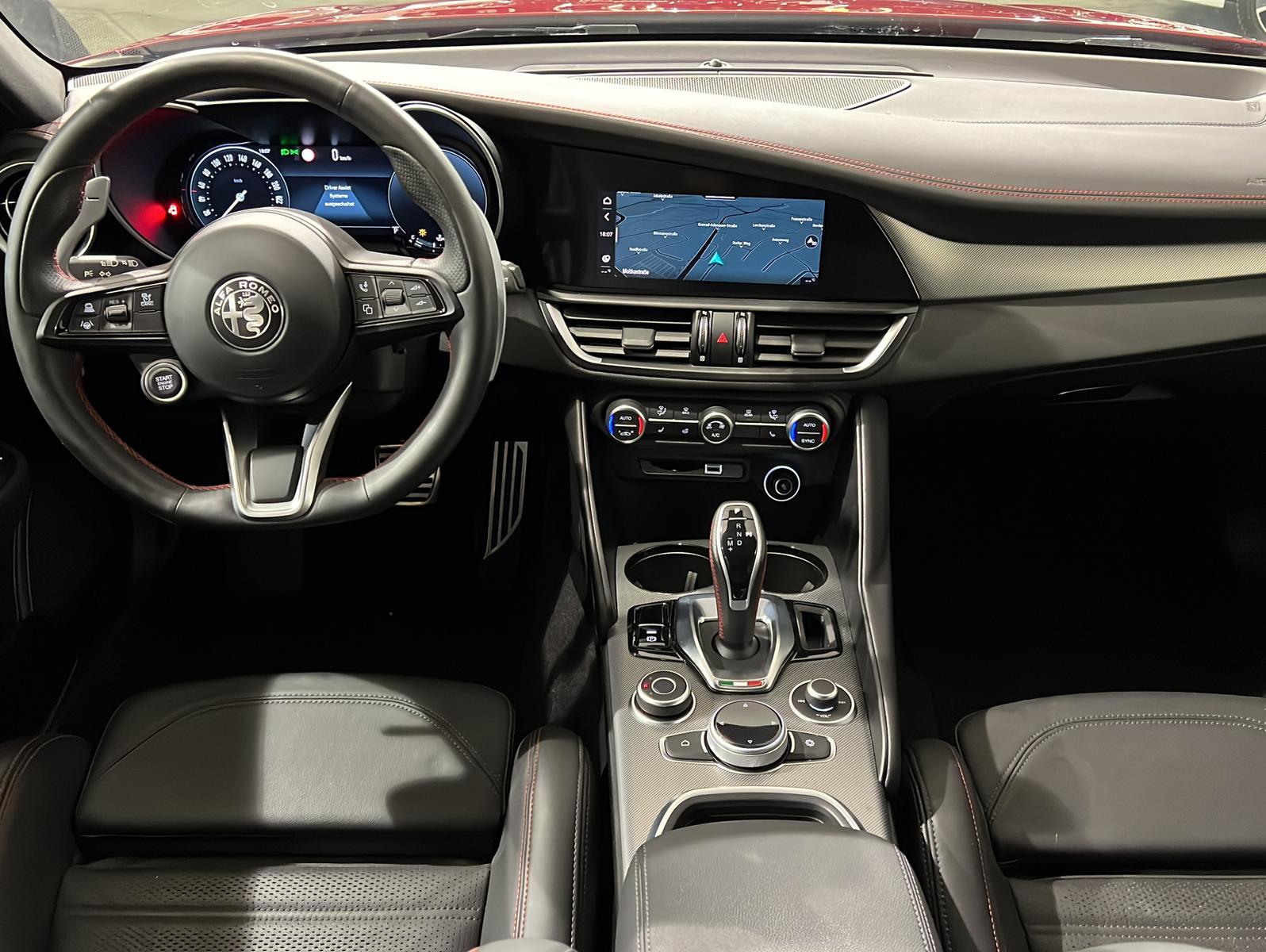 Alfa Romeo Giulia Q4