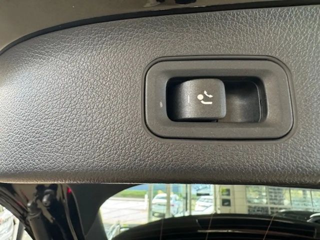 Mercedes-Benz GLA 200 AMG Line GLA 200 d