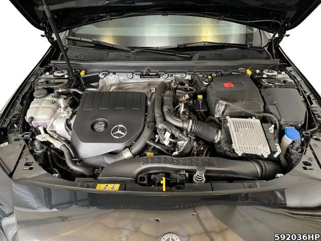 Mercedes-Benz CLA 200 Progressive