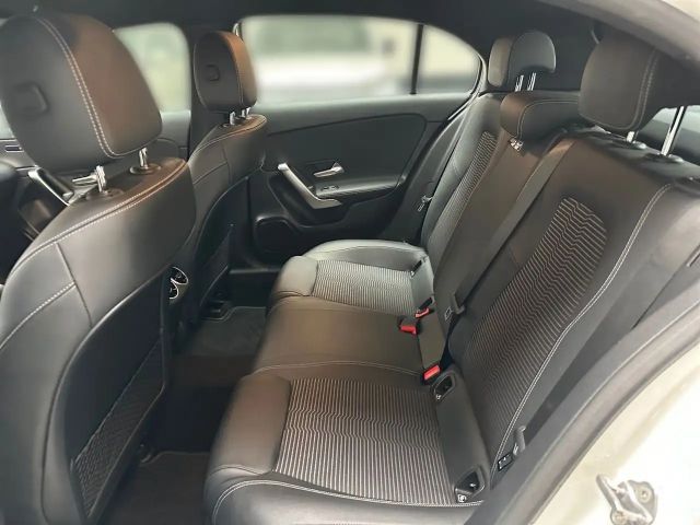 Mercedes-Benz A 200 Sitzhzng, ACC, Regensensor