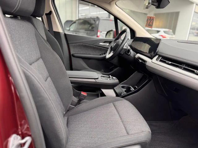 BMW 218 KAMERA DAB KLIMAAUTOMATIK LED