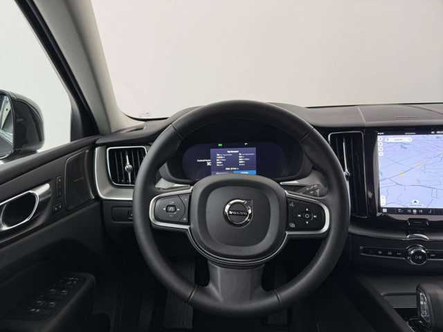 Volvo XC60 AWD Core