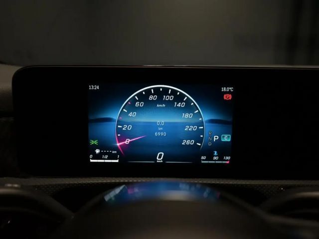 Mercedes-Benz A 200 A 200 d