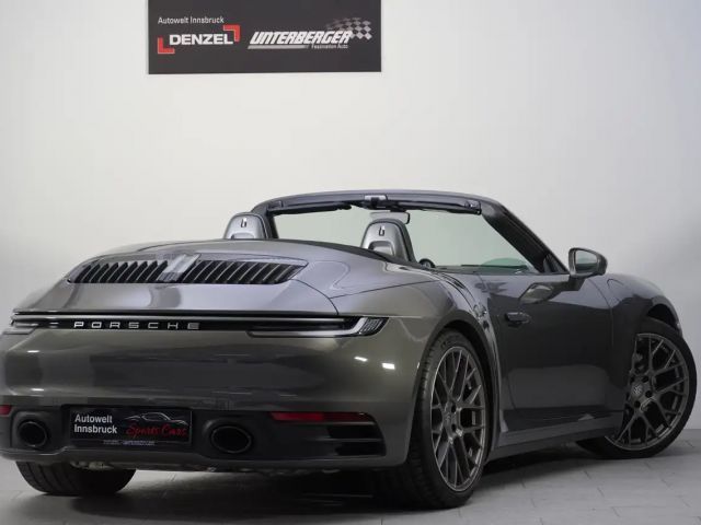 Porsche 992 Cabrio Carrera