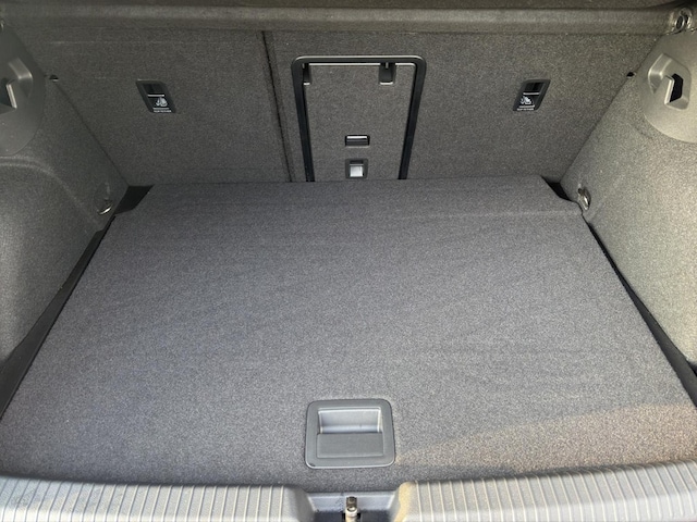 Volkswagen Golf 2.0 TSI DSG