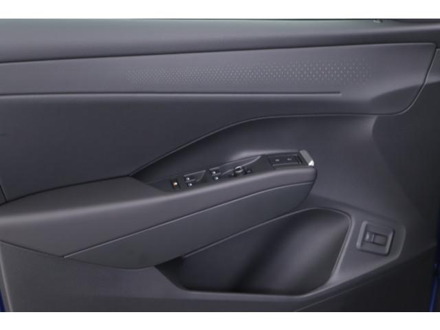 Volkswagen T-Roc 1.5 eTSI DSG IQ.Drive R-Line