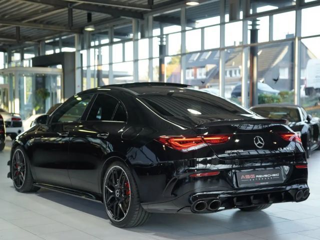Mercedes-Benz CLA 45 AMG 4MATIC AMG Line Sedan