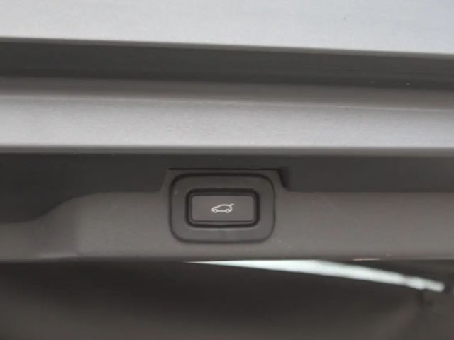 Land Rover Discovery AWD D300 SE