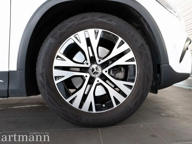 Mercedes-Benz GLA 200 GLA 200 Progessive Panorama Totwinkel AHK LED
