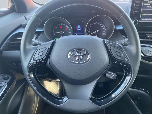 Toyota C-HR Hybride Team D