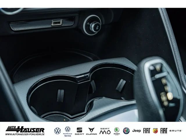 Alfa Romeo Giulia AT8 Q4 Turbo Veloce