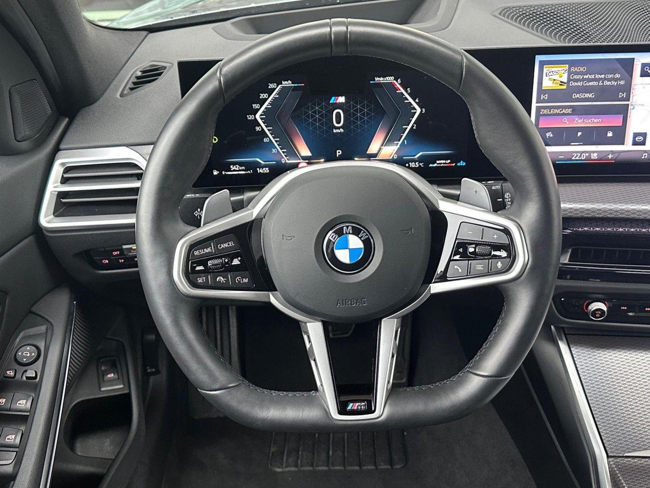 BMW 330 330d M-Sport Touring xDrive
