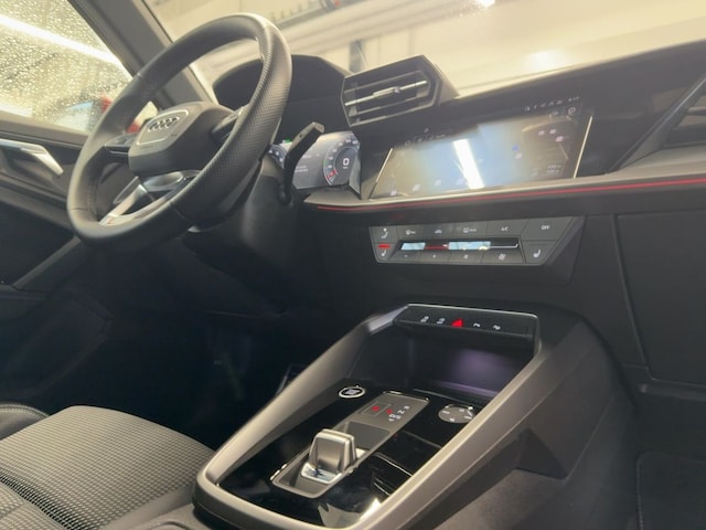 Audi A3 35 TFSI S-Line S-Tronic Sedan