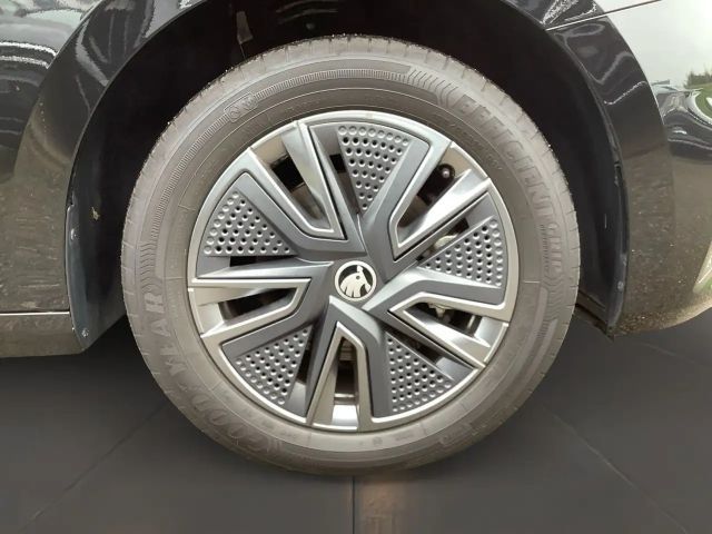 Skoda Fabia 1.0 TSI Tour