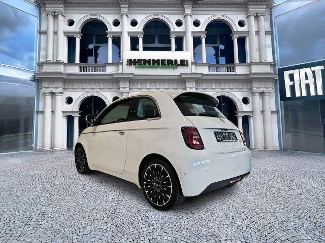 Fiat 500e La Prima by Bocelli
