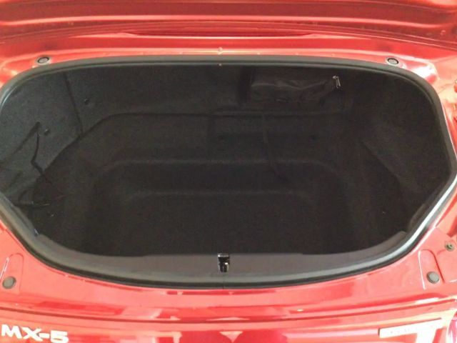 Mazda MX-5 Exclusive-line SkyActiv