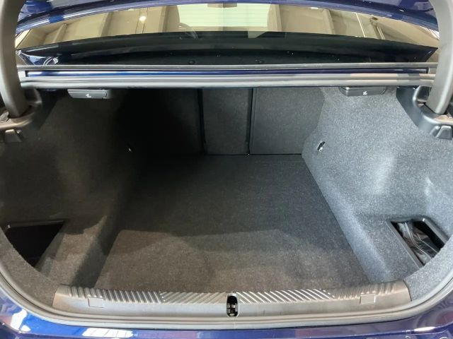 BMW 520 520i M-Sport Sedan