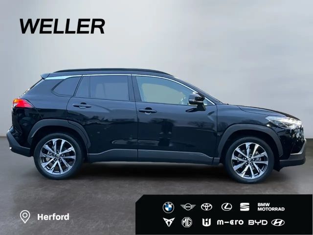 Toyota Corolla Cross Hybride Team D