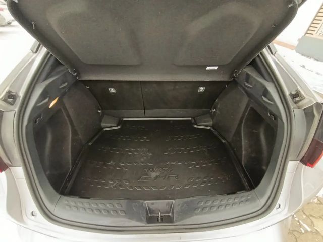 Toyota C-HR Hybride Team D