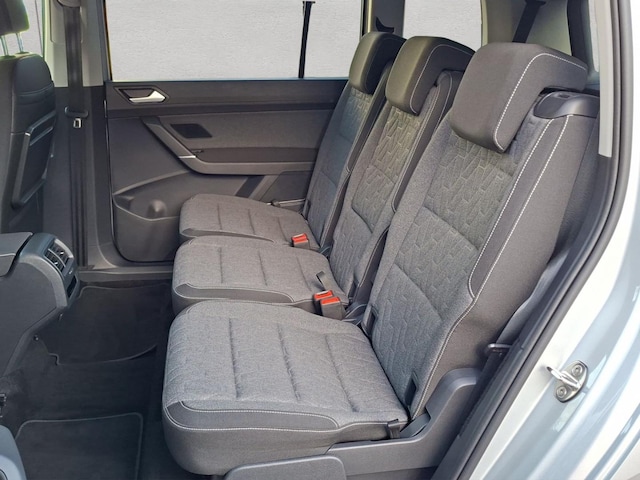 Volkswagen Touran 1.5 TSI DSG Move