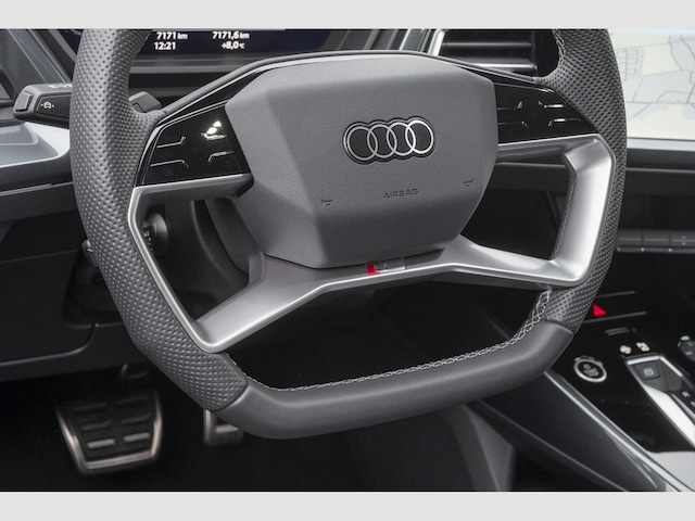 Audi Q4 e-tron SUV 45 e-tron Audi Q4 e-tron